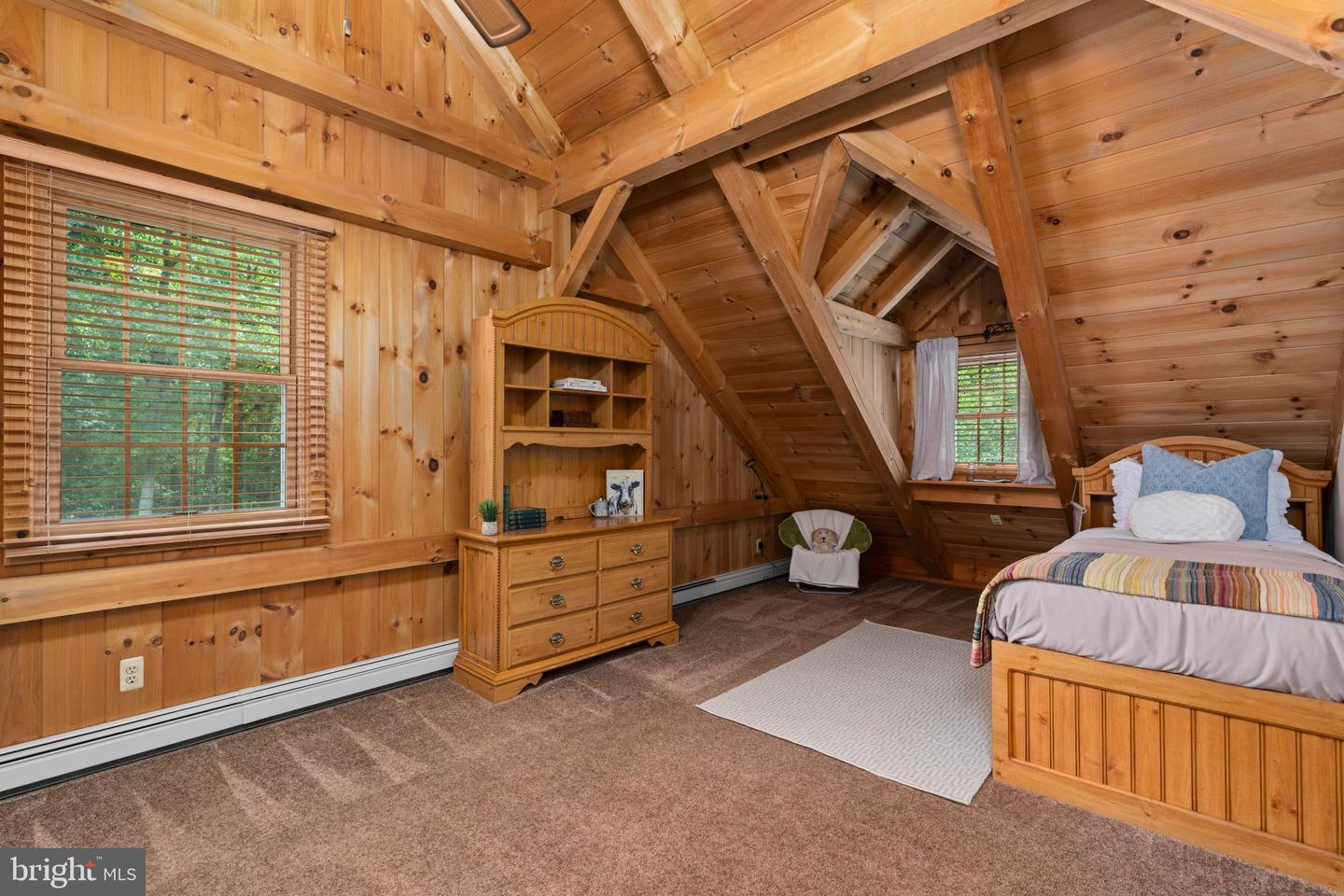 16 Dunhill Property Photo 26