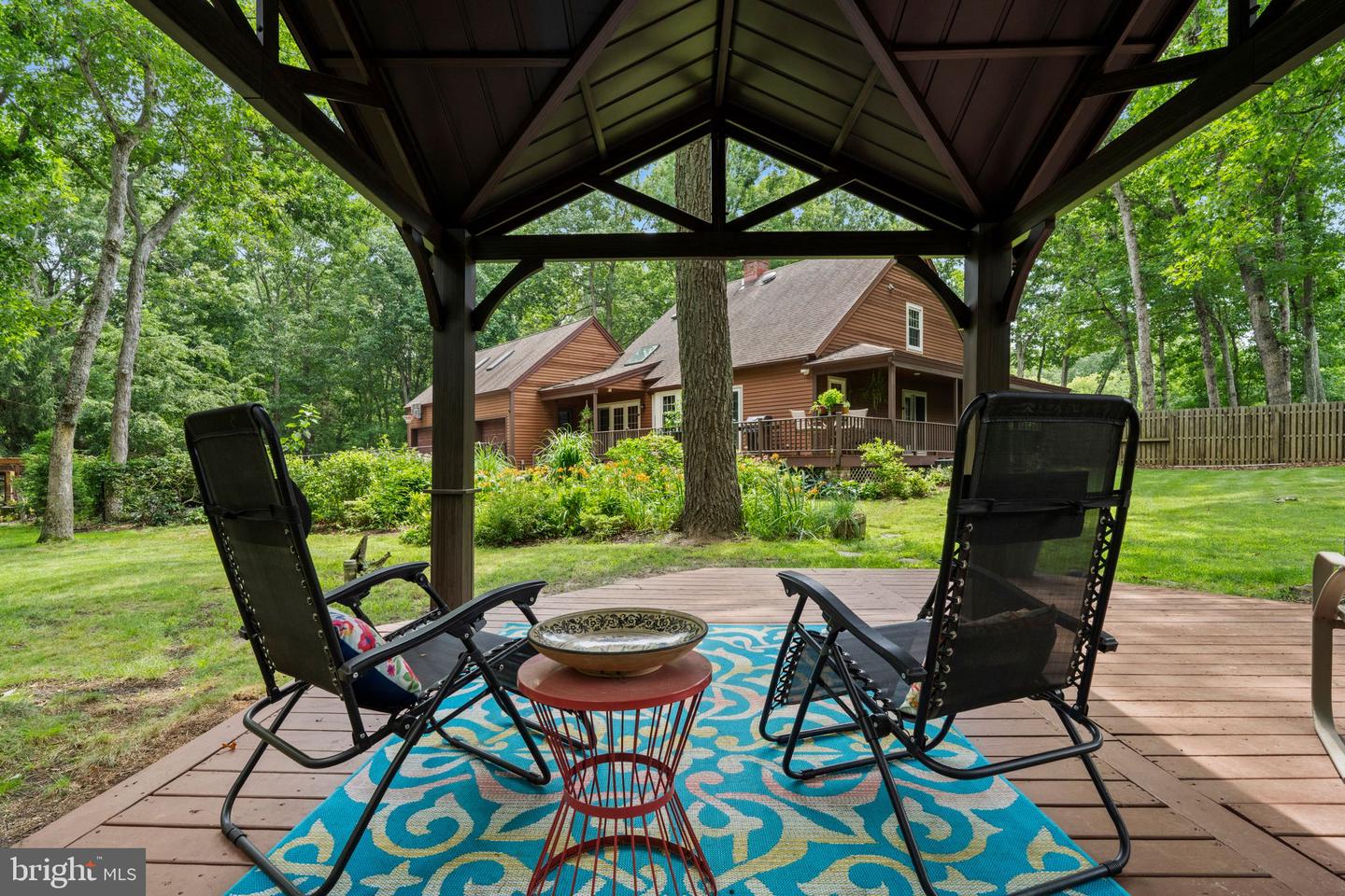 16 Dunhill Property Photo 33