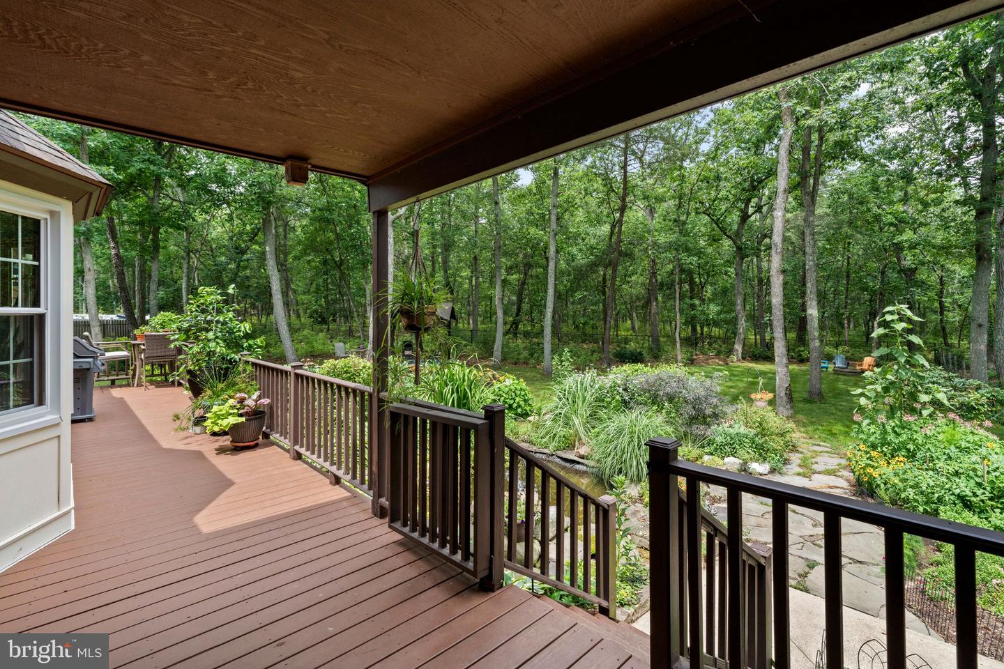 16 Dunhill Property Photo 34