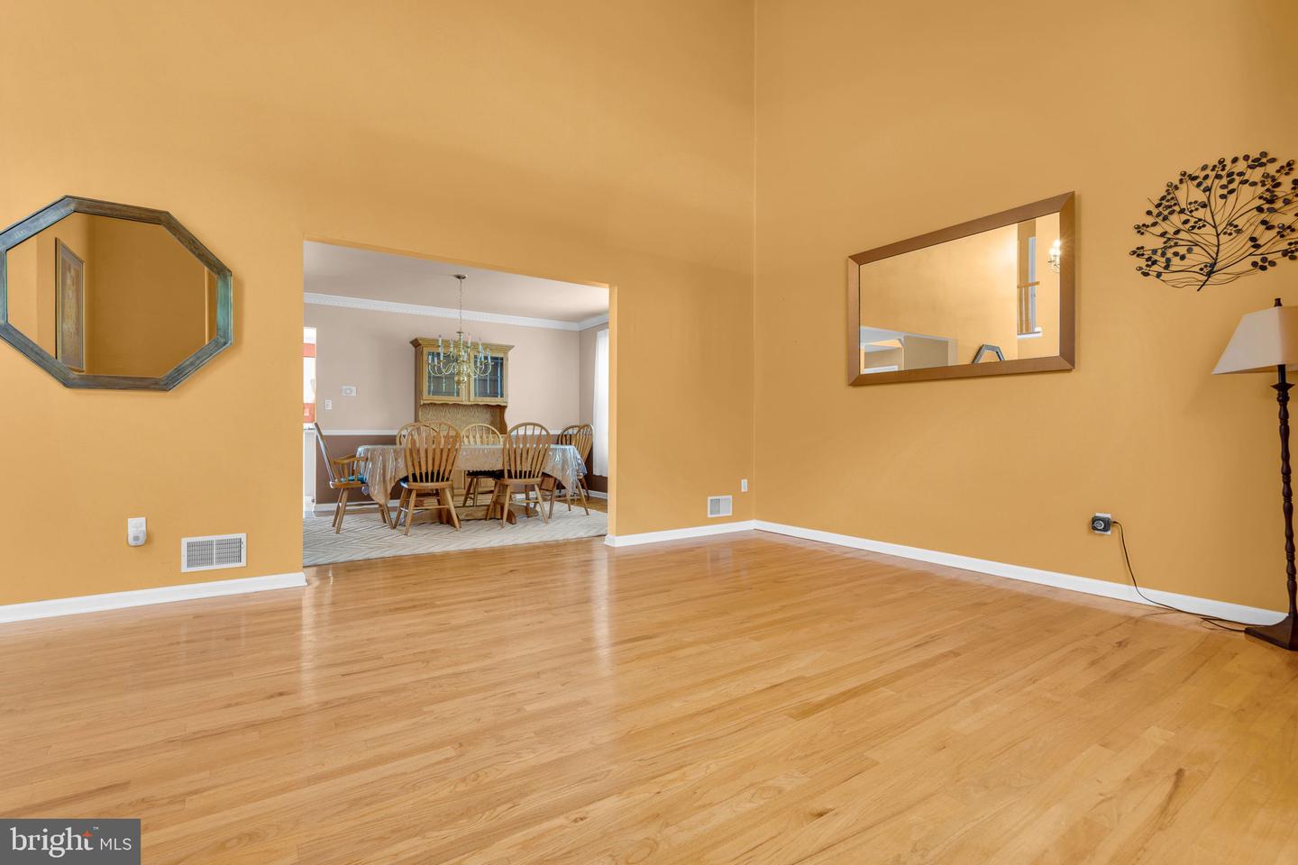 494 Meadowood Rd Property Photo 9