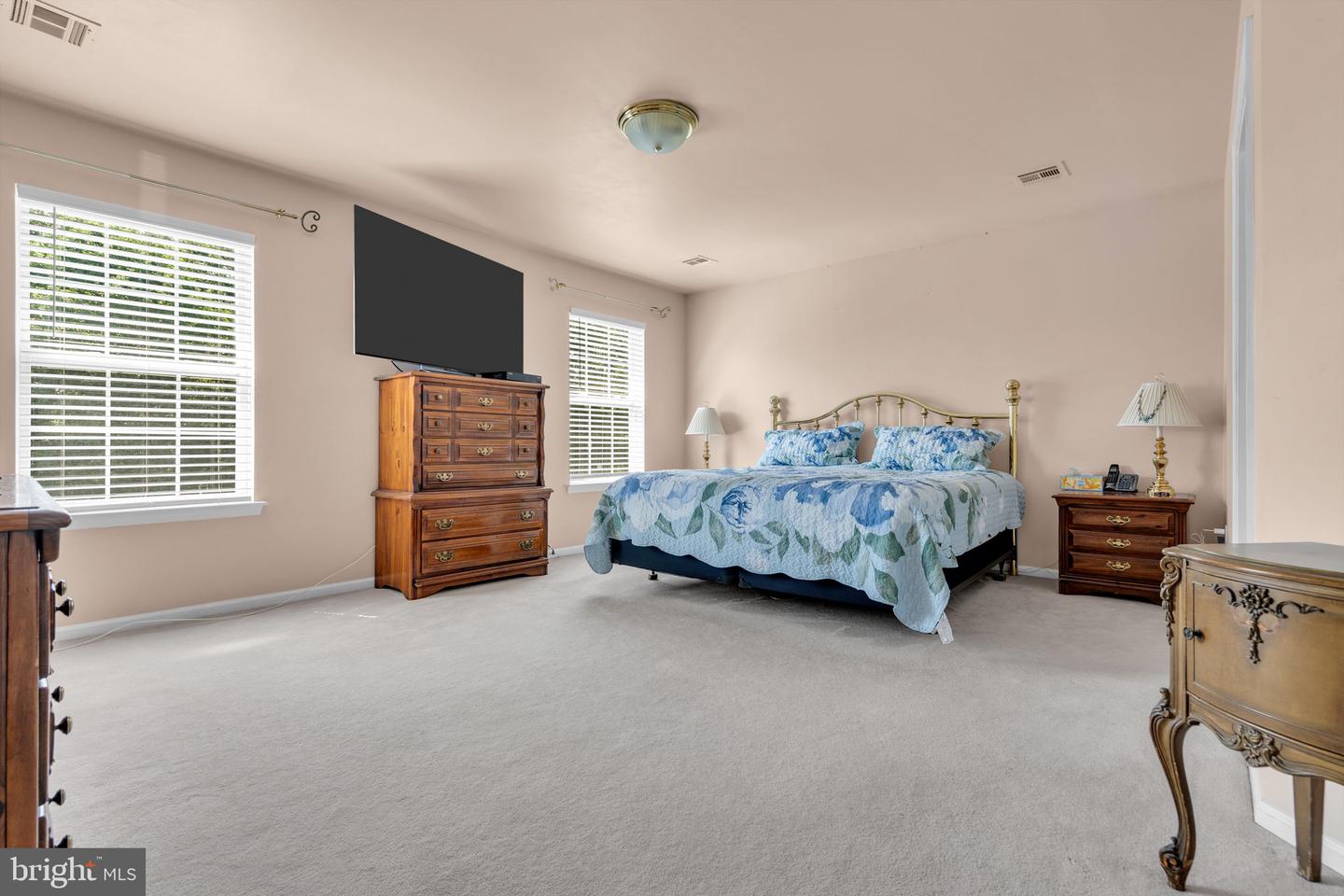 494 Meadowood Rd Property Photo 27