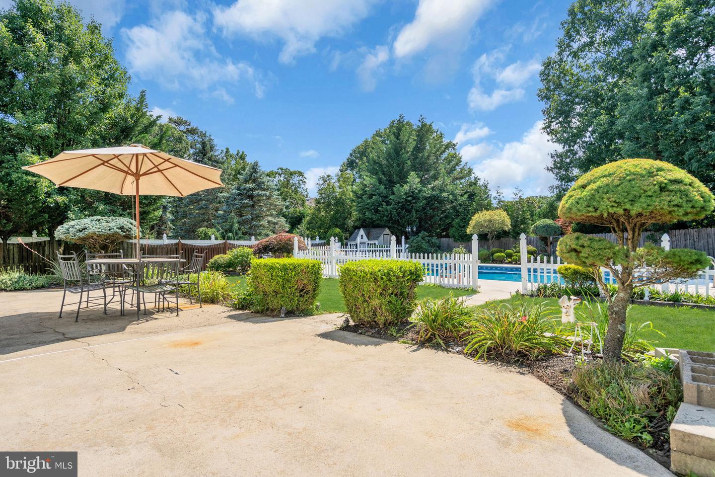 494 Meadowood Rd Property Photo 42