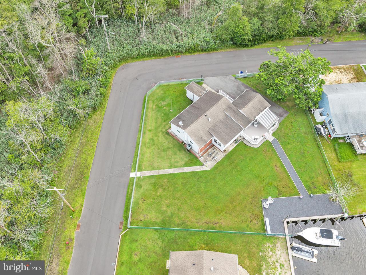 18 Beacon Dr Property Photo 38