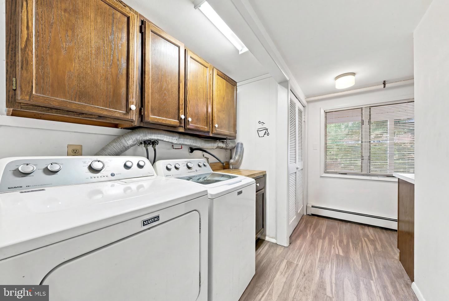 926 Newark Ave Property Photo 33