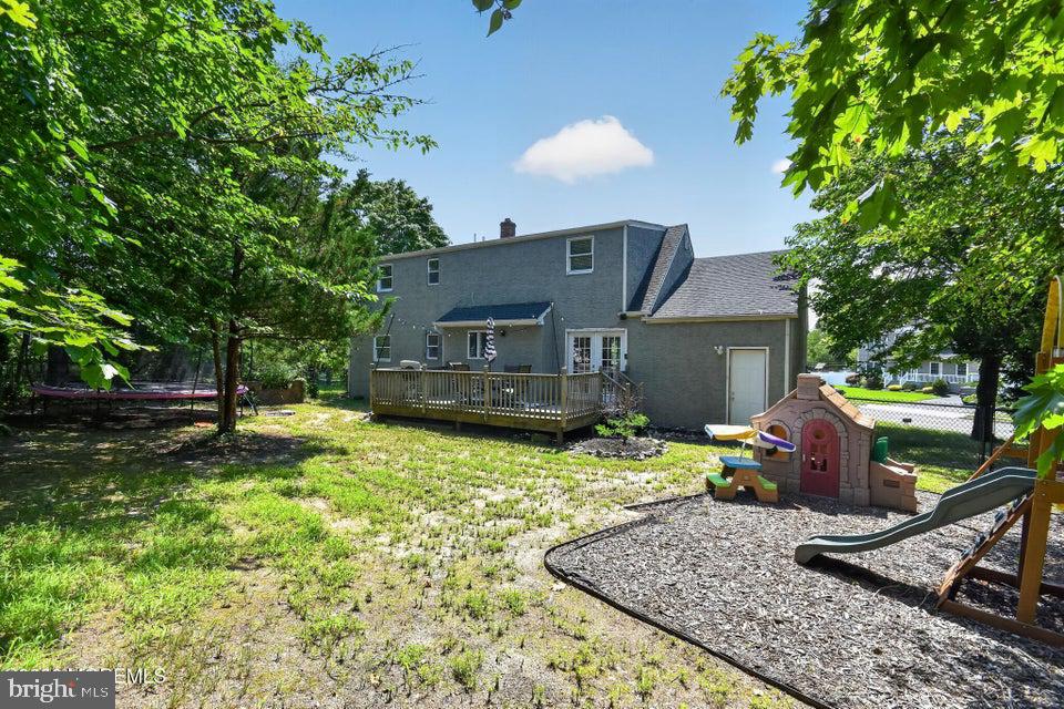 555 Brookside Dr Property Photo 27