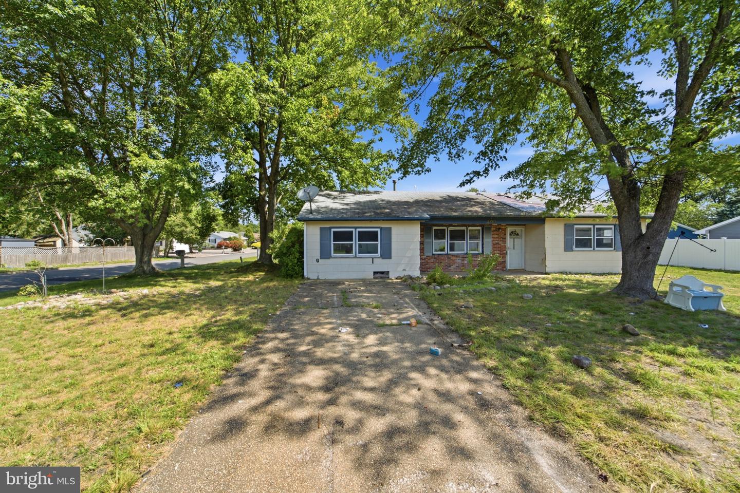 400 Third St Property Photo 2