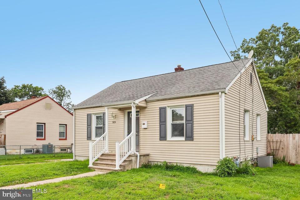 515 Willow St Property Photo 1