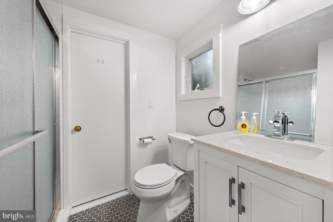 112 8th St Property Photo 32