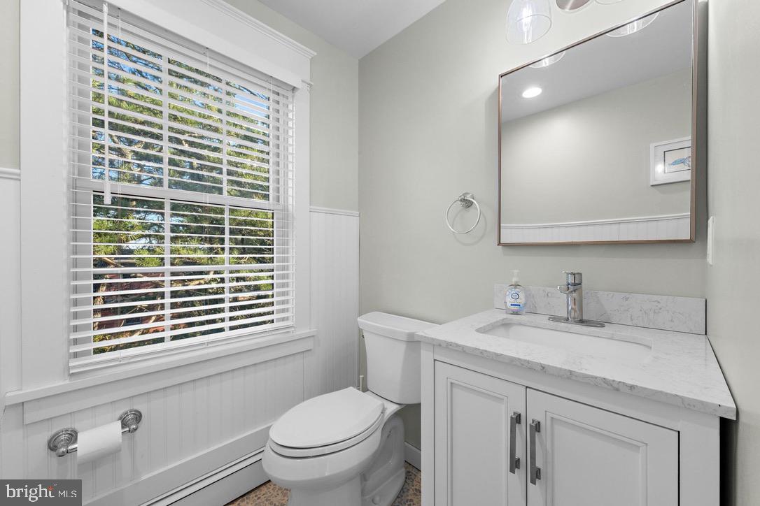 112 8th St Property Photo 59