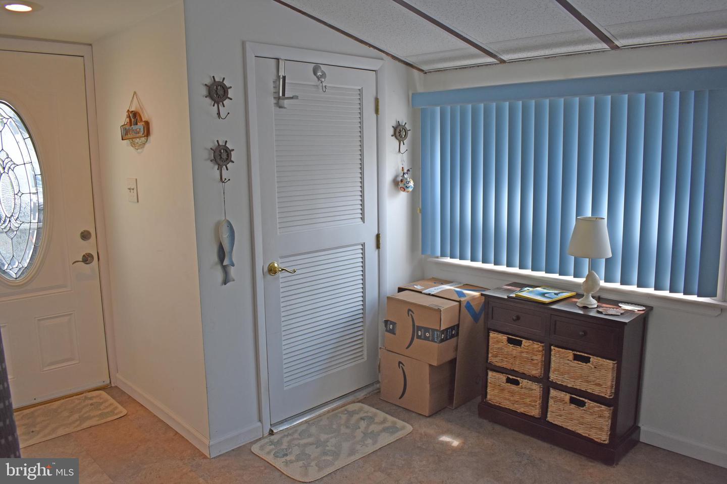 113 E Boat Dr Property Photo 4