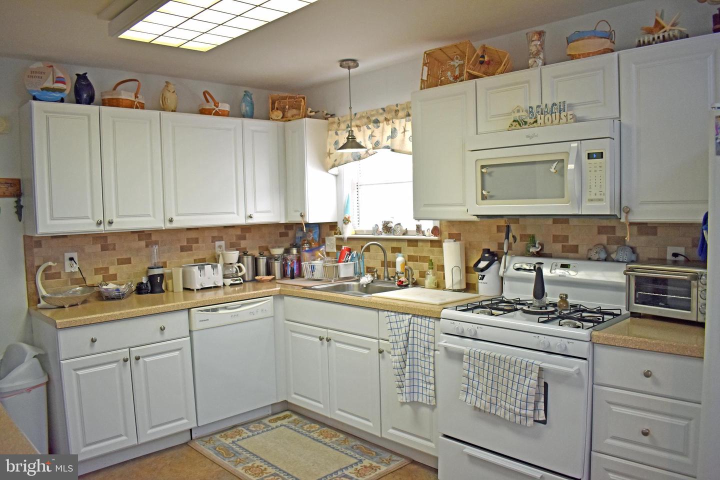 113 E Boat Dr Property Photo 6