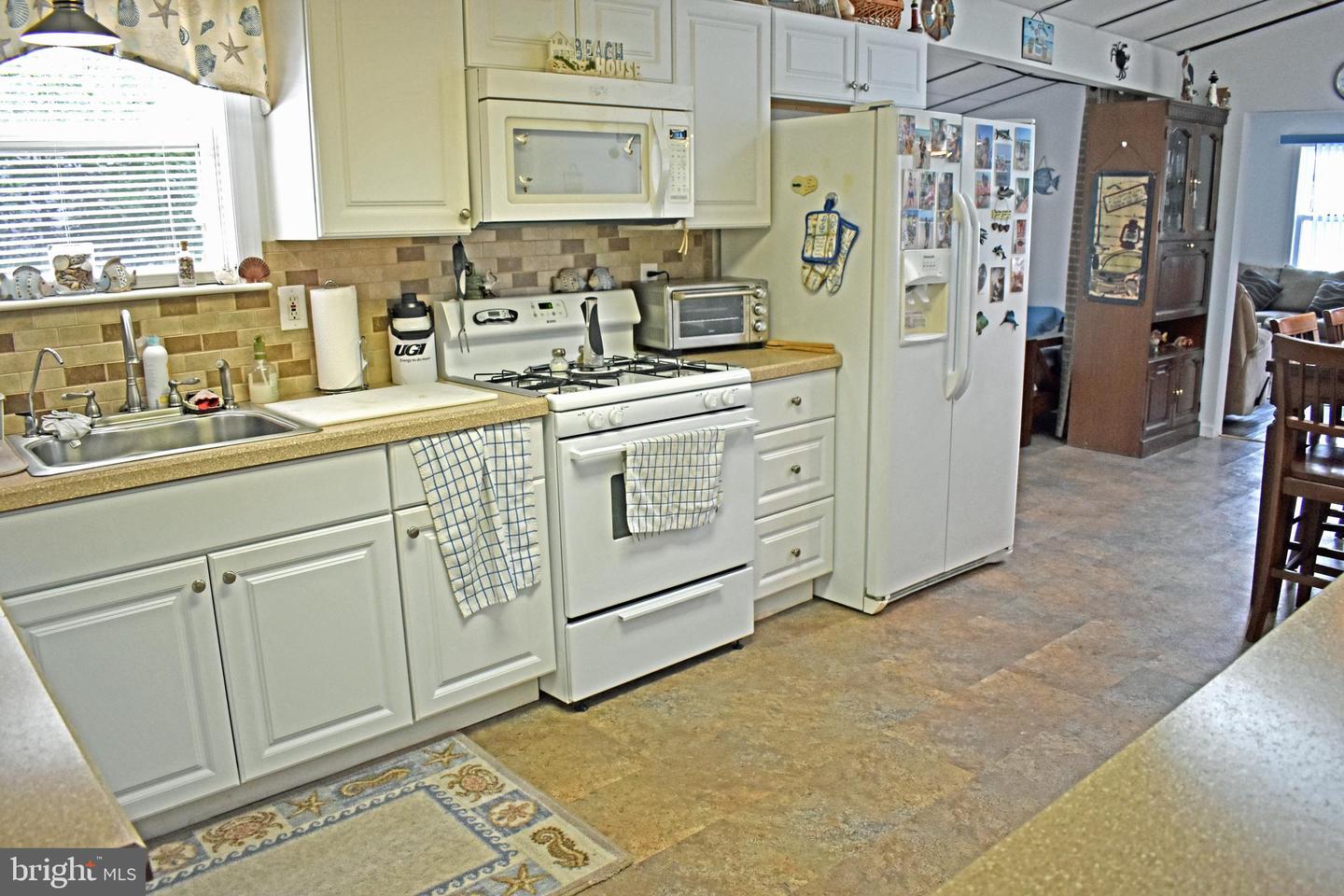 113 E Boat Dr Property Photo 9