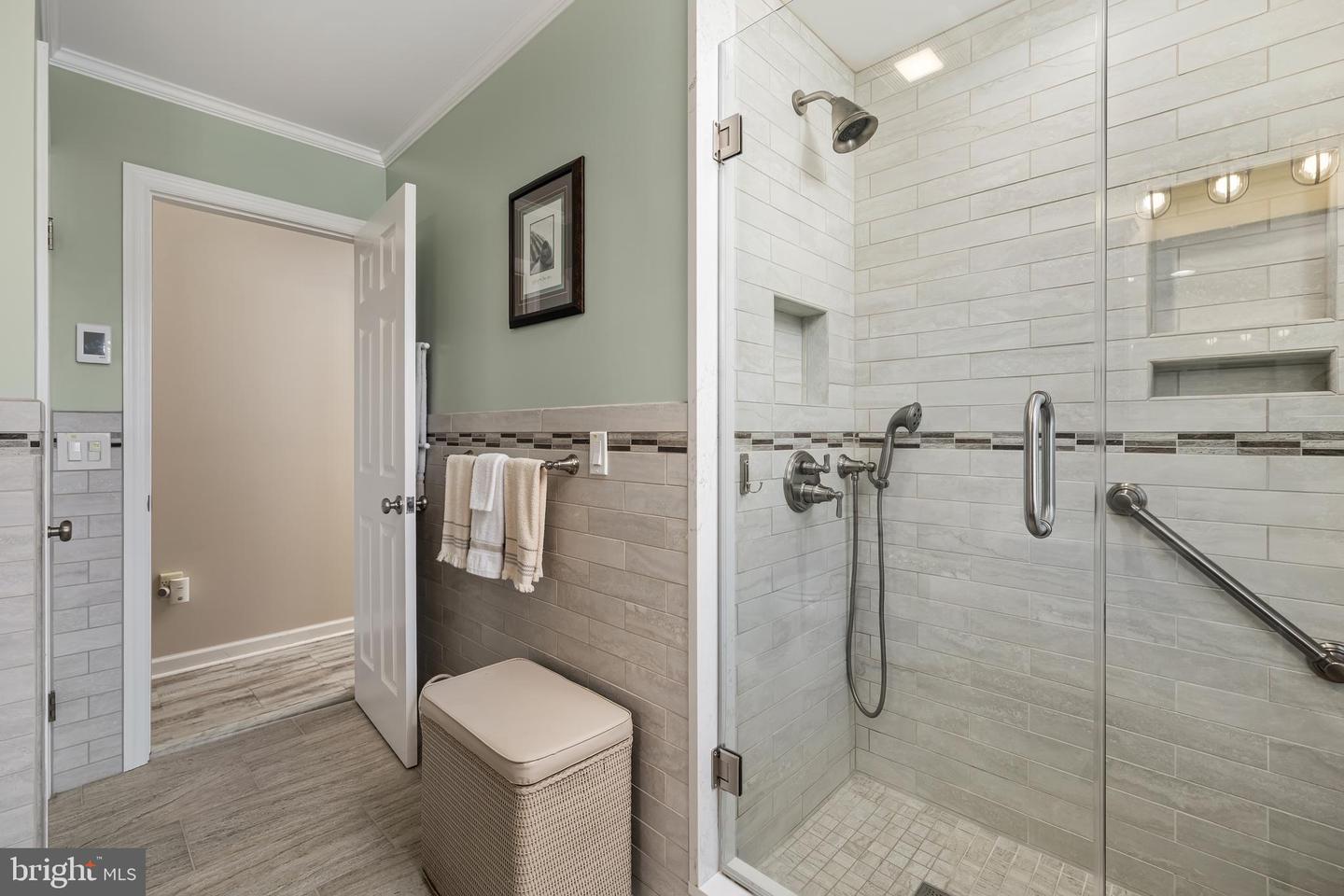 1120-c Long Beach Blvd Property Photo 24