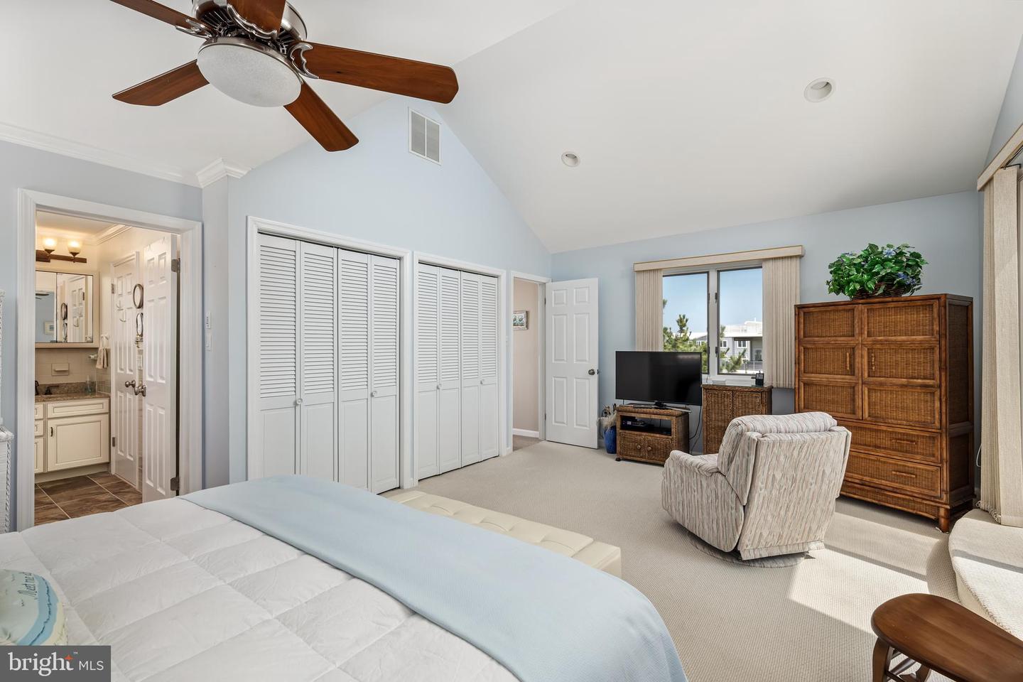 1120-c Long Beach Blvd Property Photo 26
