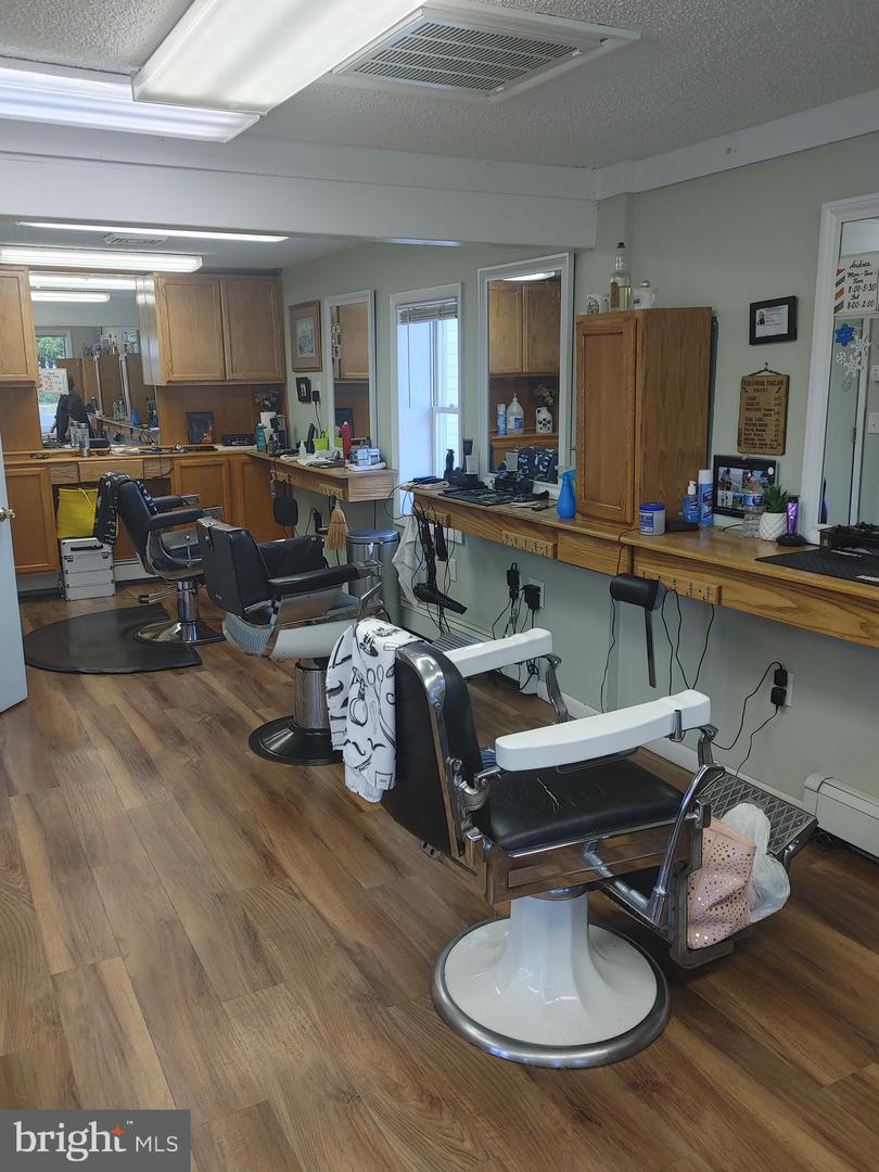 463 S Route 9 Hwy Property Photo 2