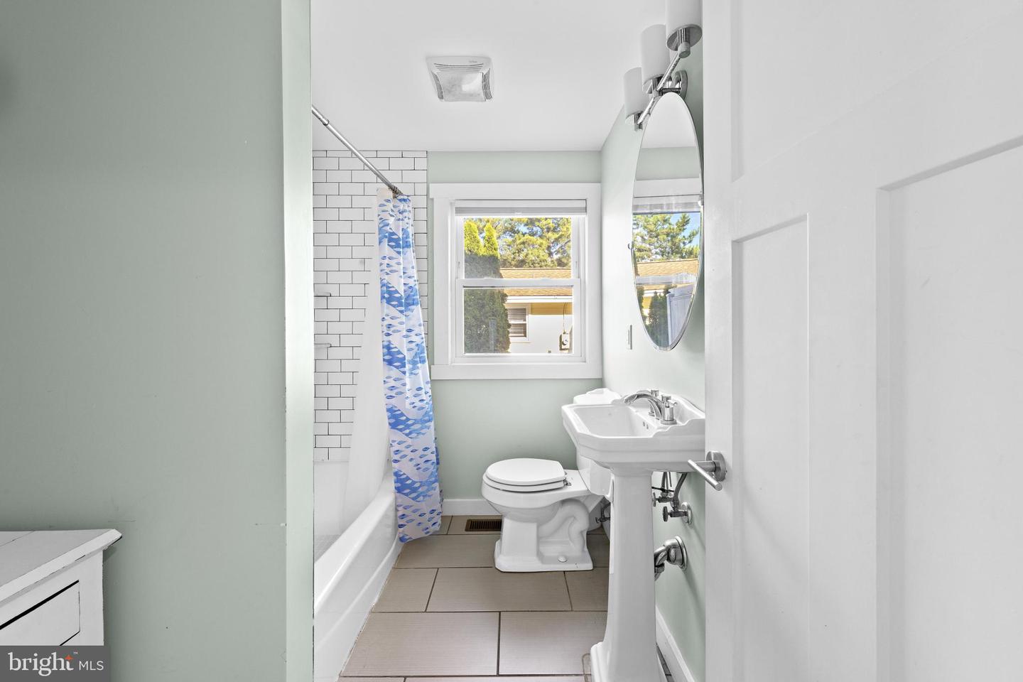 21 E 9 St Property Photo 20