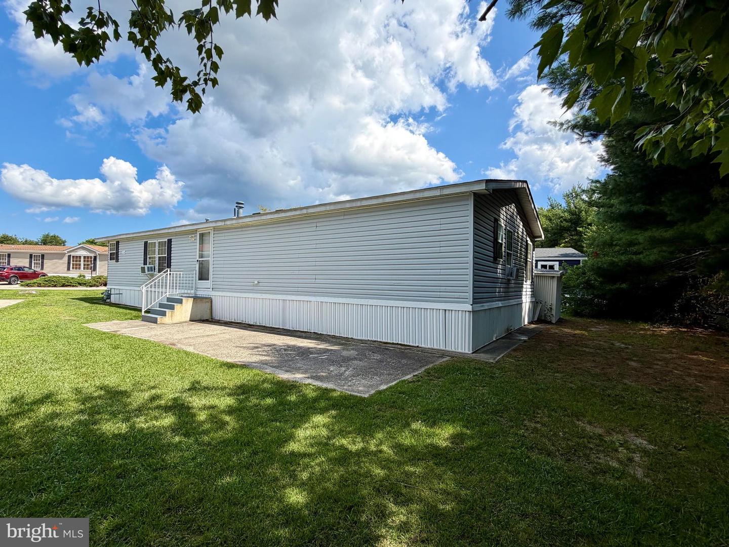 1991 Route 37 W #180 Property Photo 6