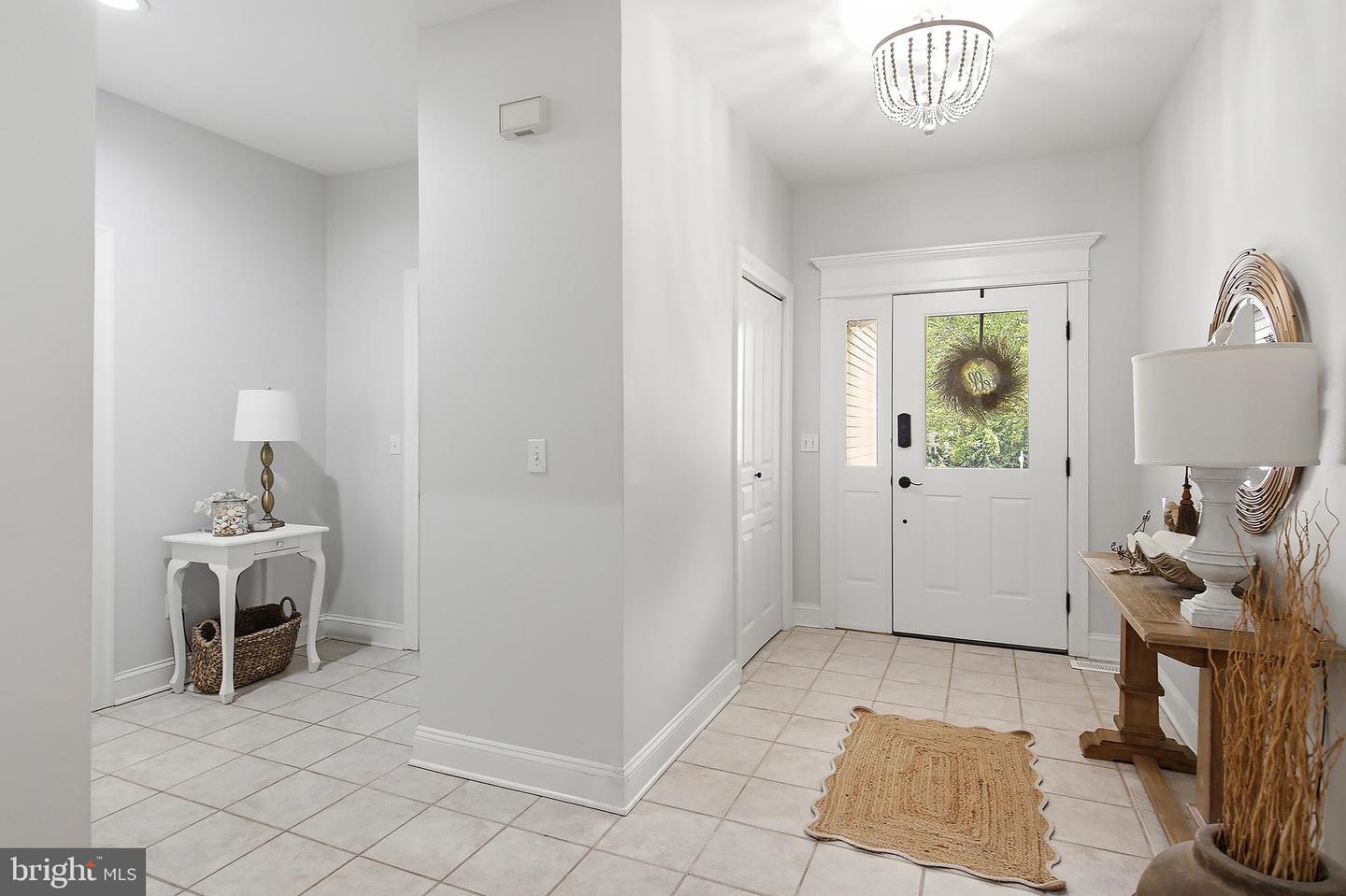 219 Hilliard Blvd Property Photo 4