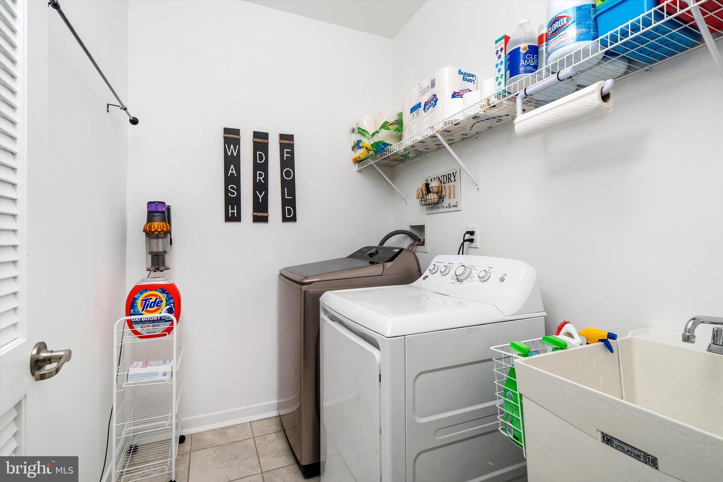 1 Aqueduct Blvd Property Photo 22