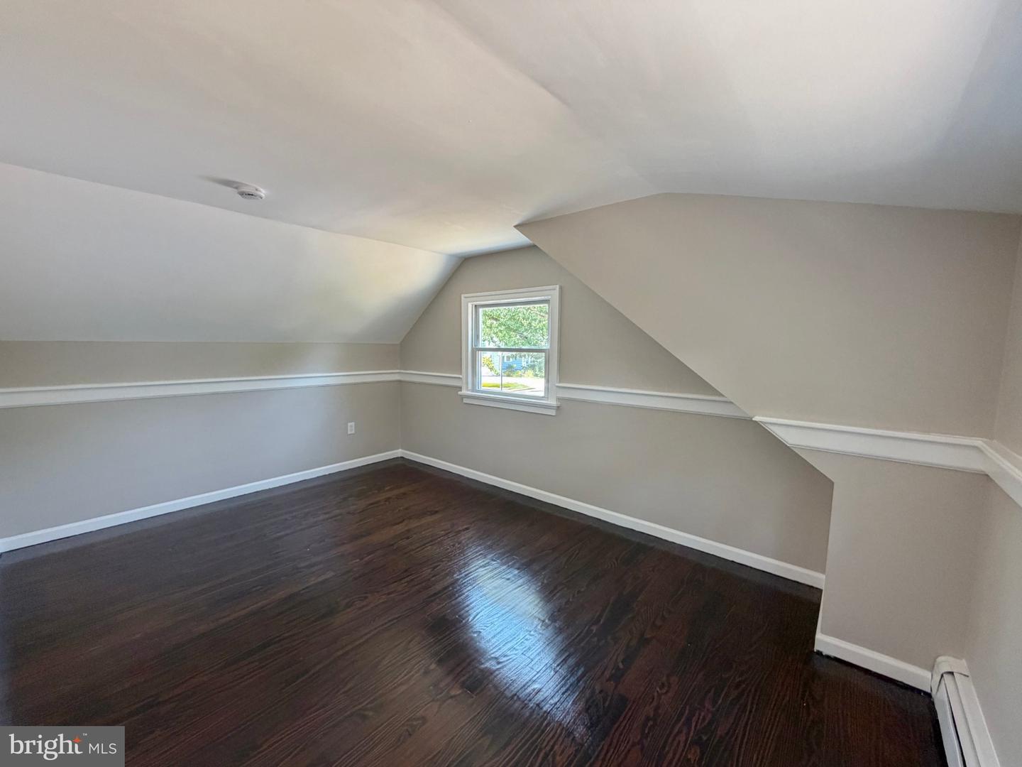 253 Shore Blvd Property Photo 24