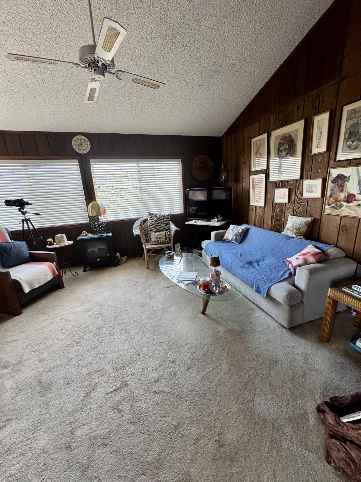 2404 Bayview Ave Property Photo 11
