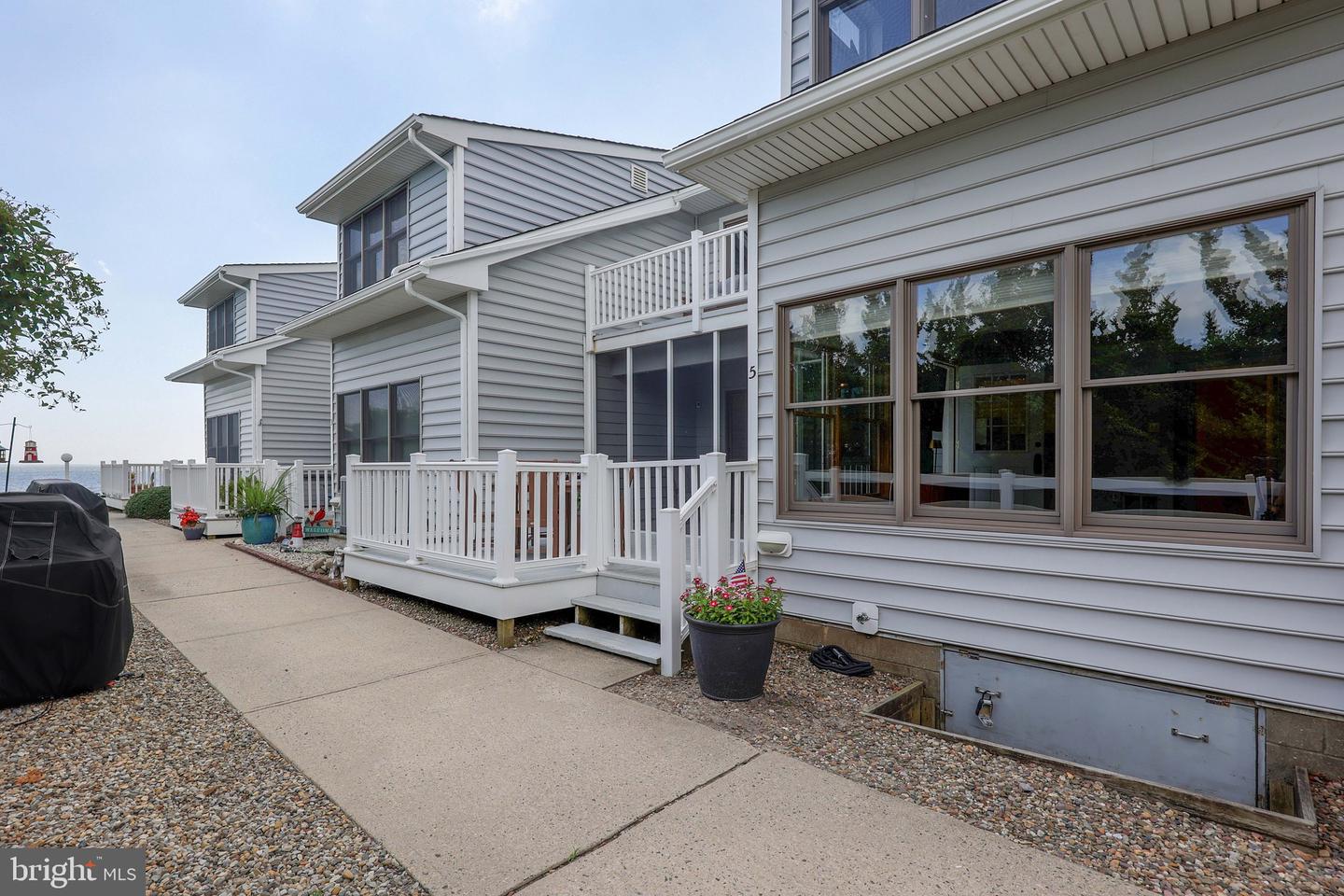 2 Vessel Road ##5 Property Photo 6
