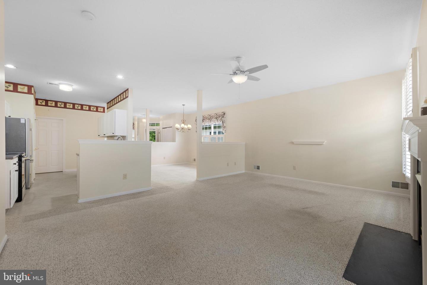 88 Robin La Property Photo 12