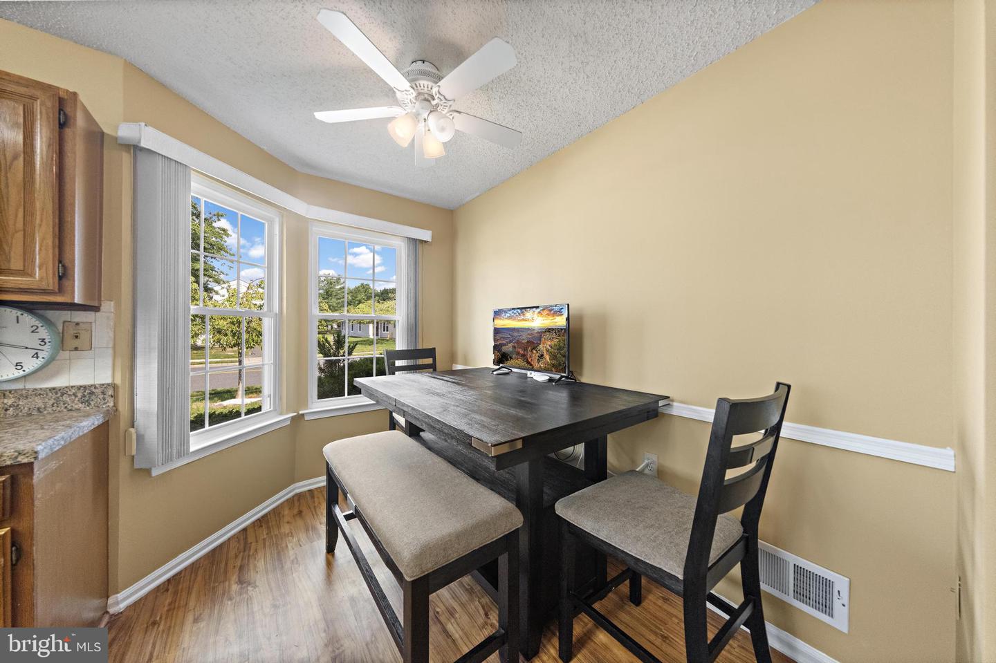 40 Pine Oak Blvd Property Photo 29