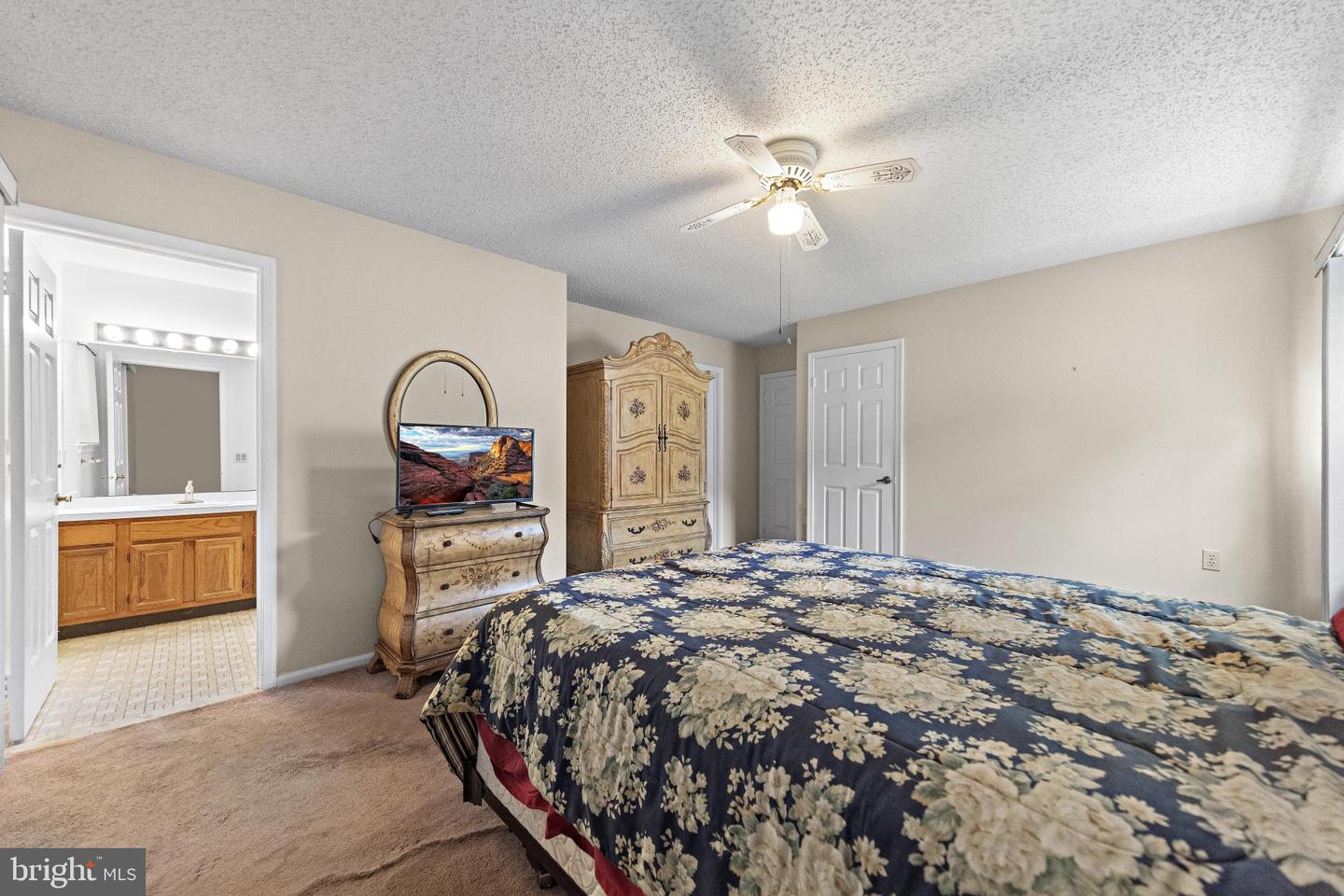 40 Pine Oak Blvd Property Photo 34