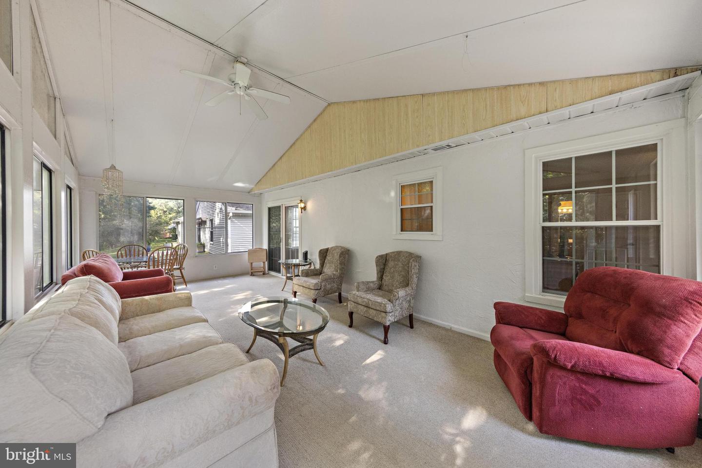 40 Pine Oak Blvd Property Photo 44
