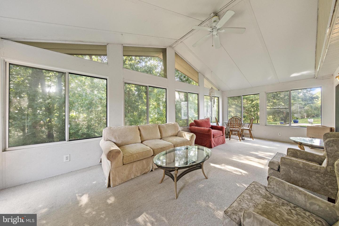 40 Pine Oak Blvd Property Photo 45