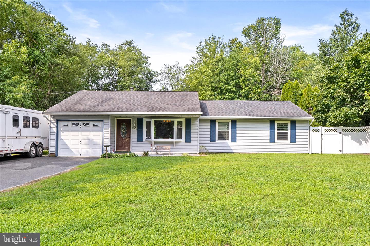 210 Archertown Rd Property Photo 1