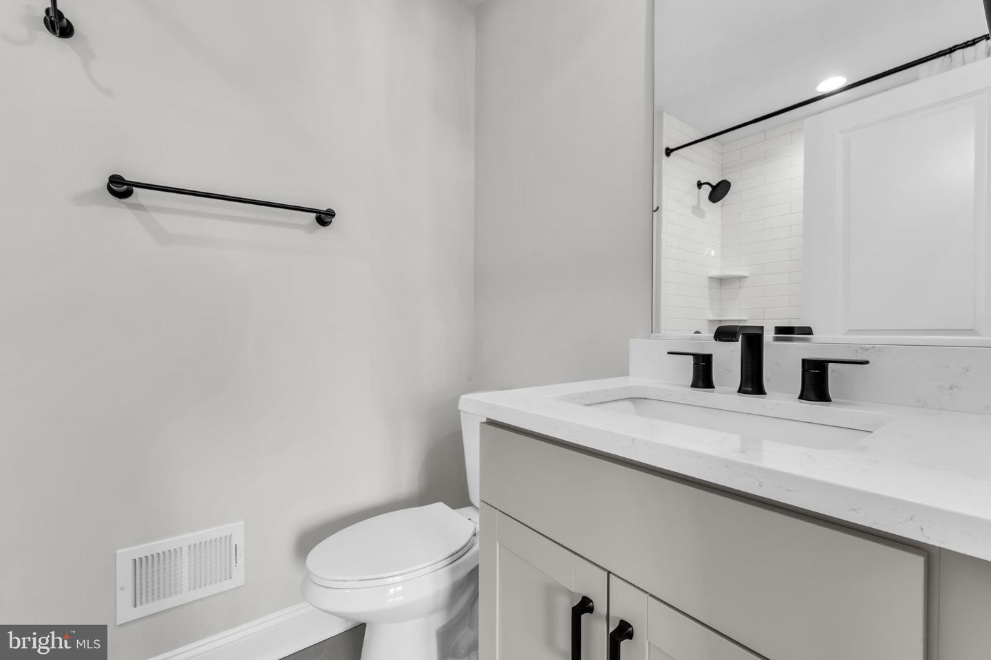 30 Mill Creek Ct Property Photo 23