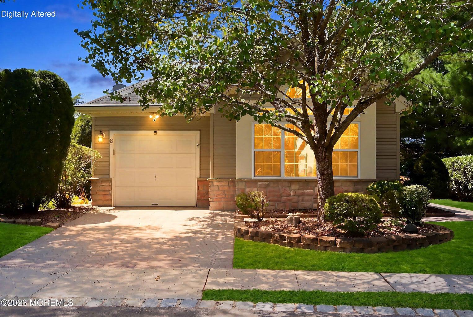 2 Falstaff Dr Property Photo 1