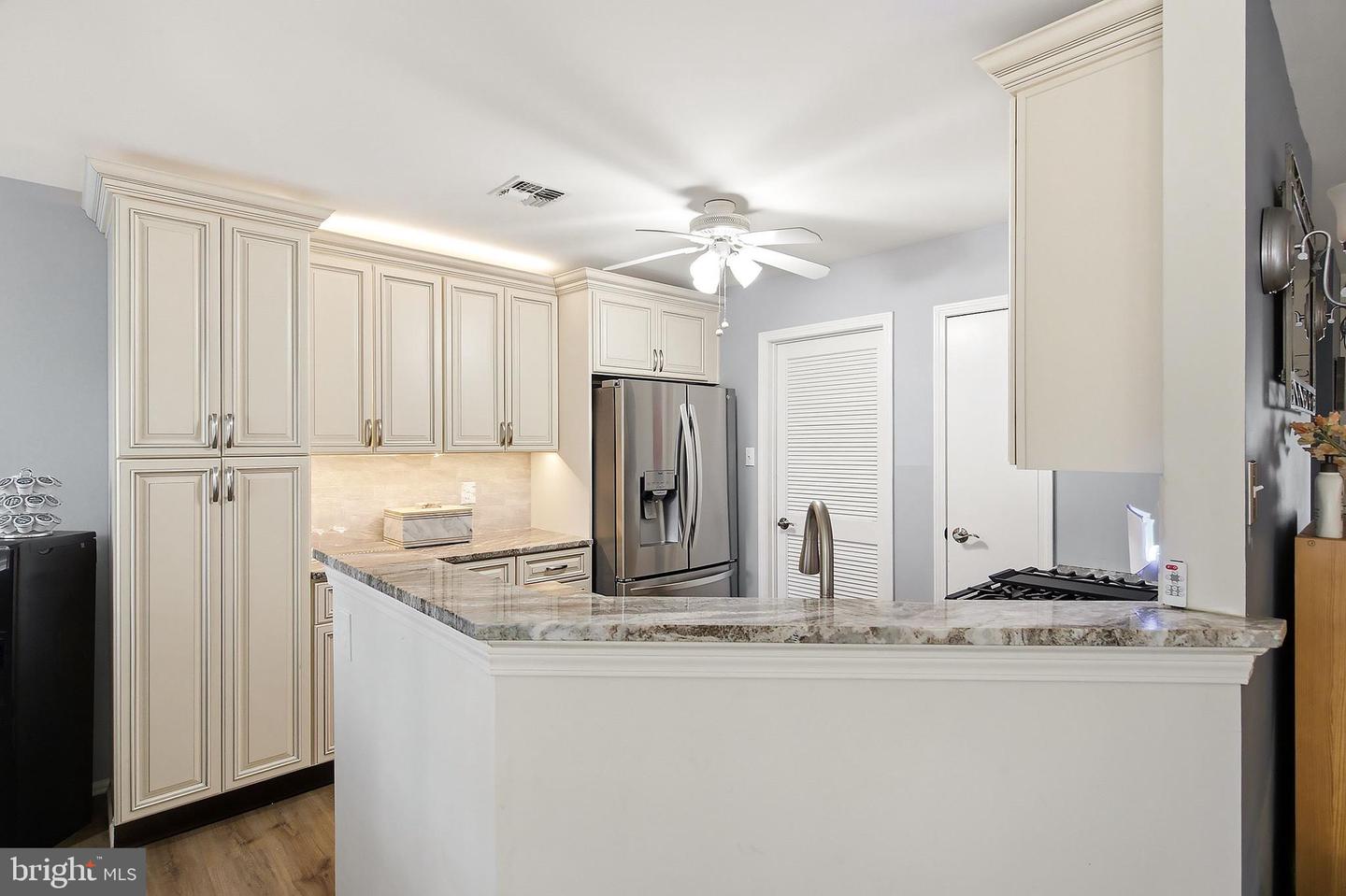 NJOC2044384 Property Photo 14