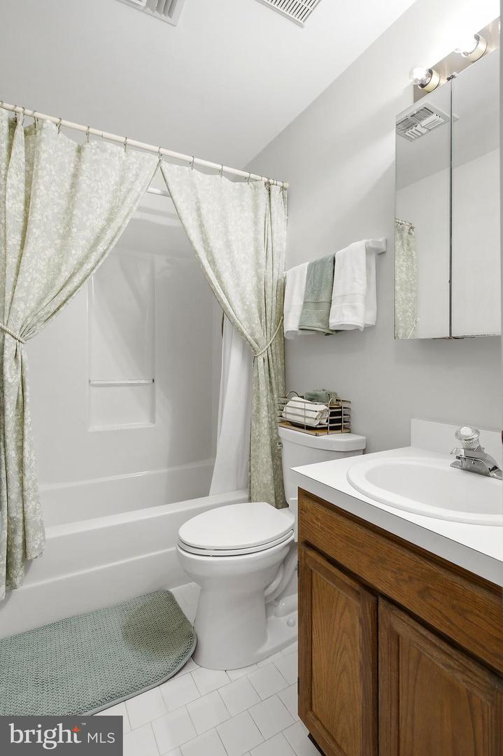 NJOC2044384 Property Photo 20