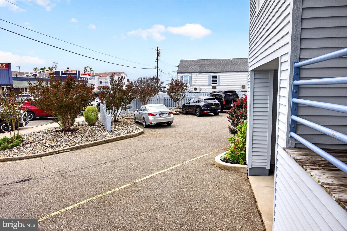 525 Engleside Ave Property Photo 34