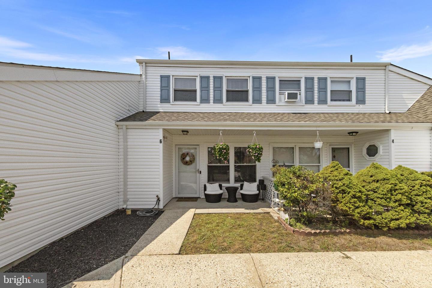 6 Mediterranean Ct Property Photo 1