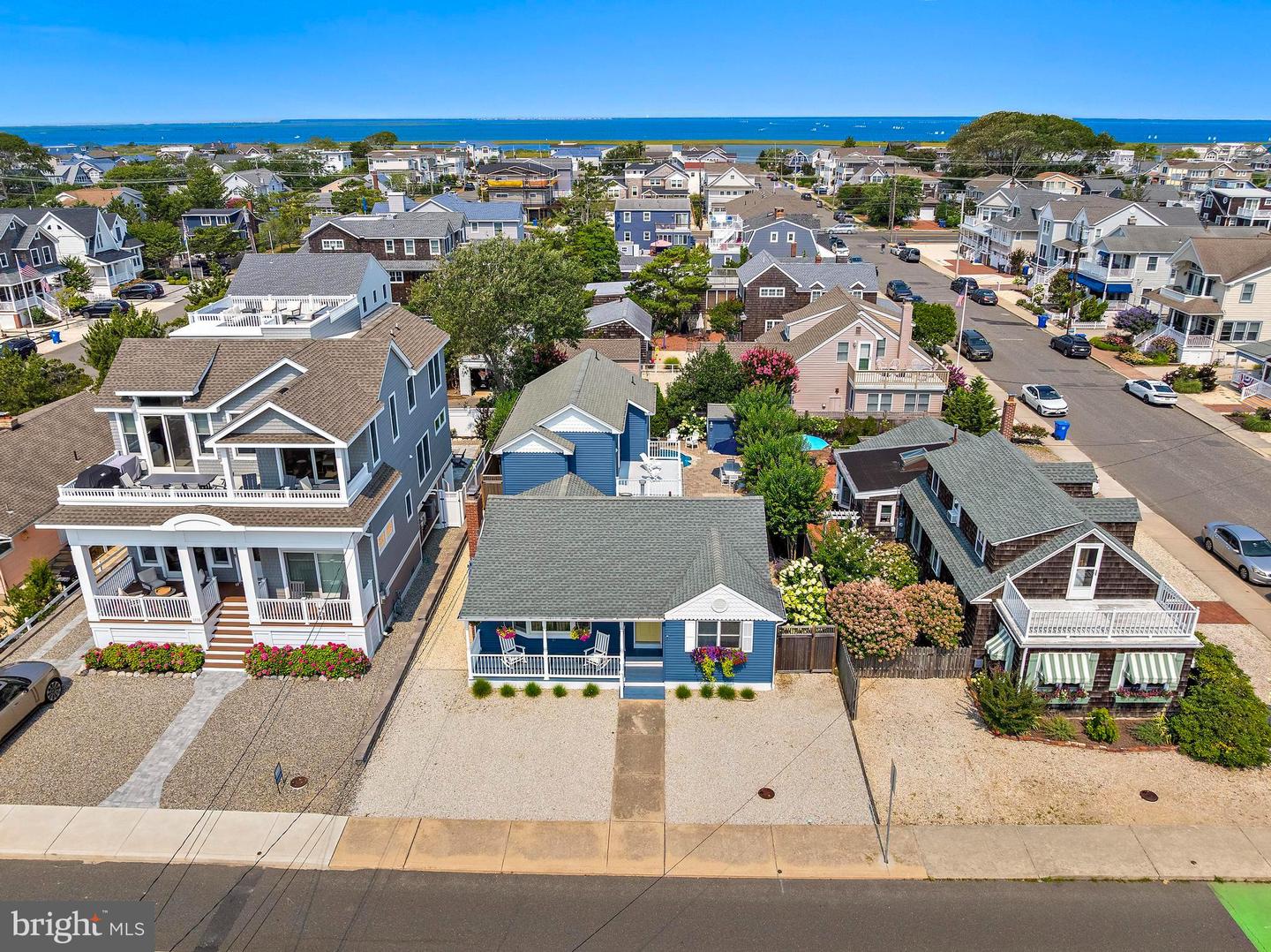 1106 S Beach Ave Property Photo 4