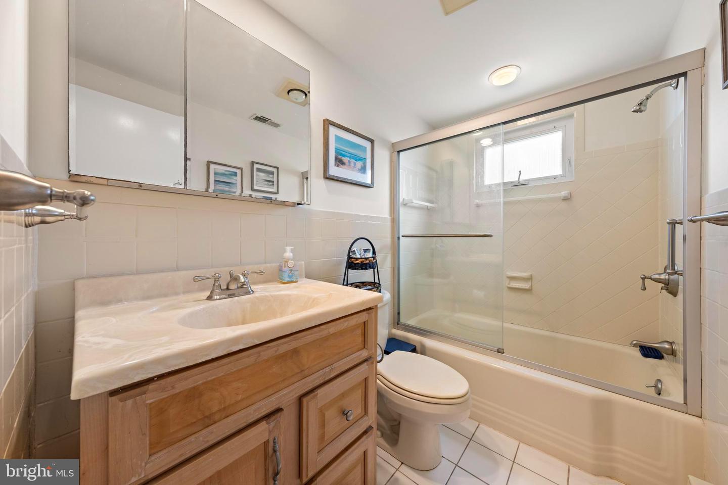 1106 S Beach Ave Property Photo 16