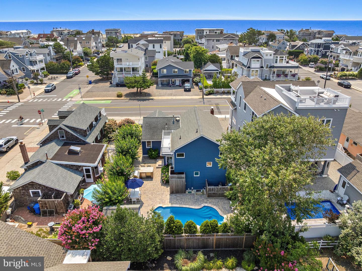 1106 S Beach Ave Property Photo 39