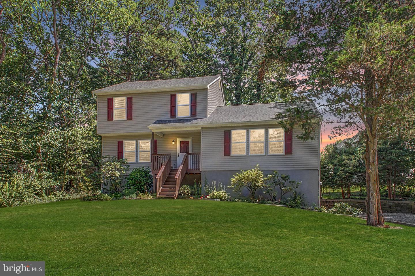 14 Reiner Rd Property Photo 1