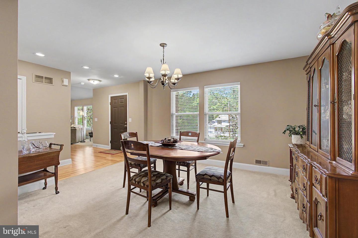 14 Reiner Rd Property Photo 9
