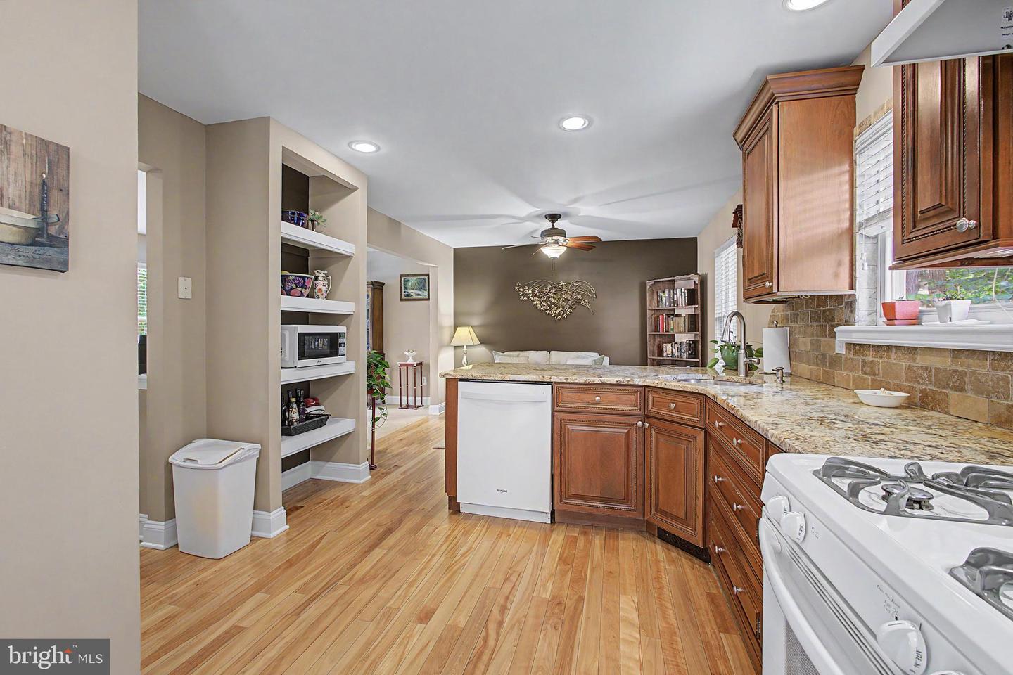 14 Reiner Rd Property Photo 14
