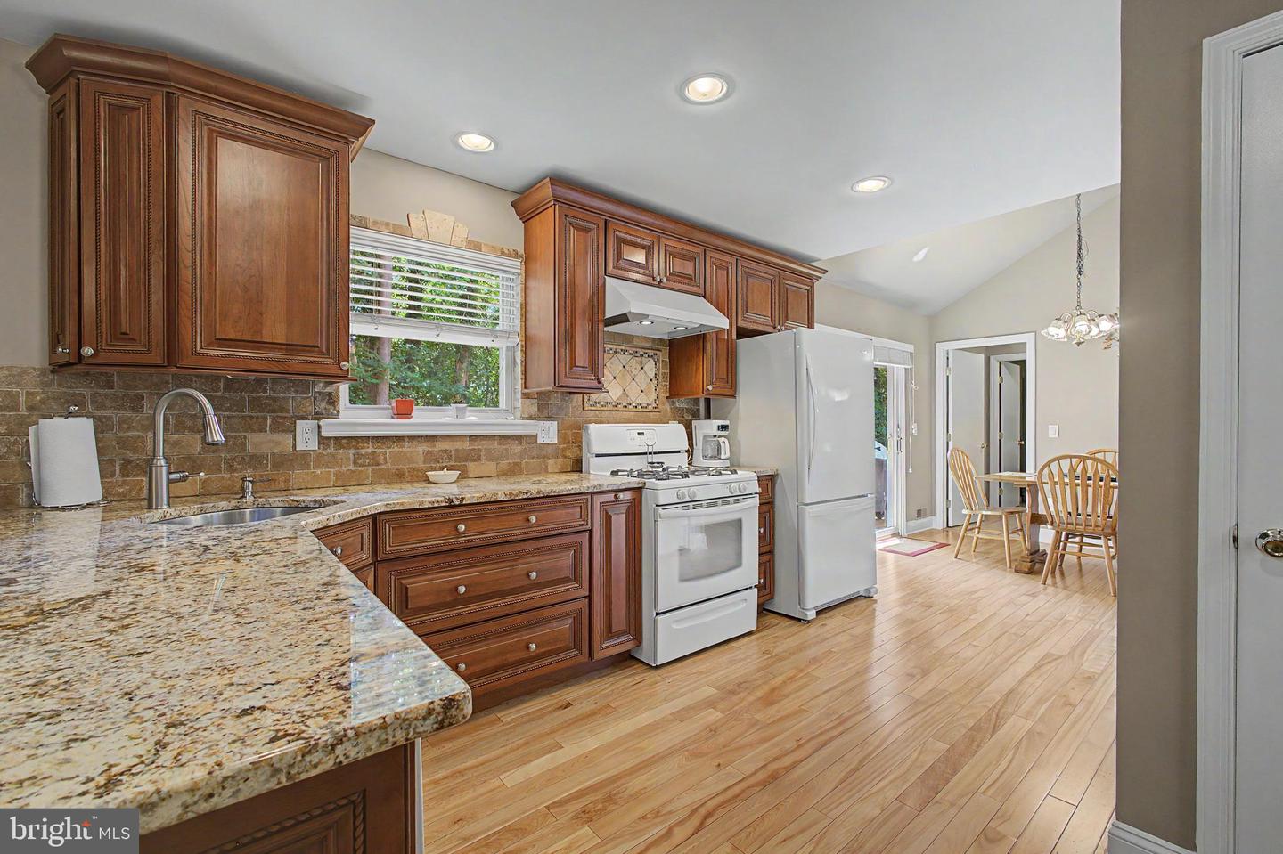 14 Reiner Rd Property Photo 15