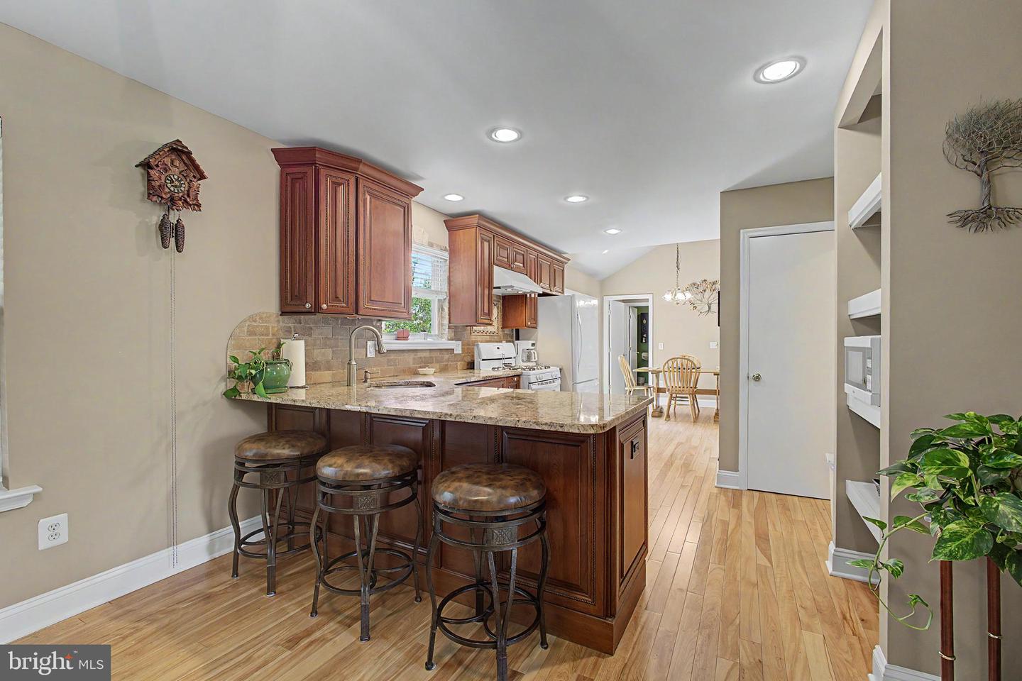 14 Reiner Rd Property Photo 16
