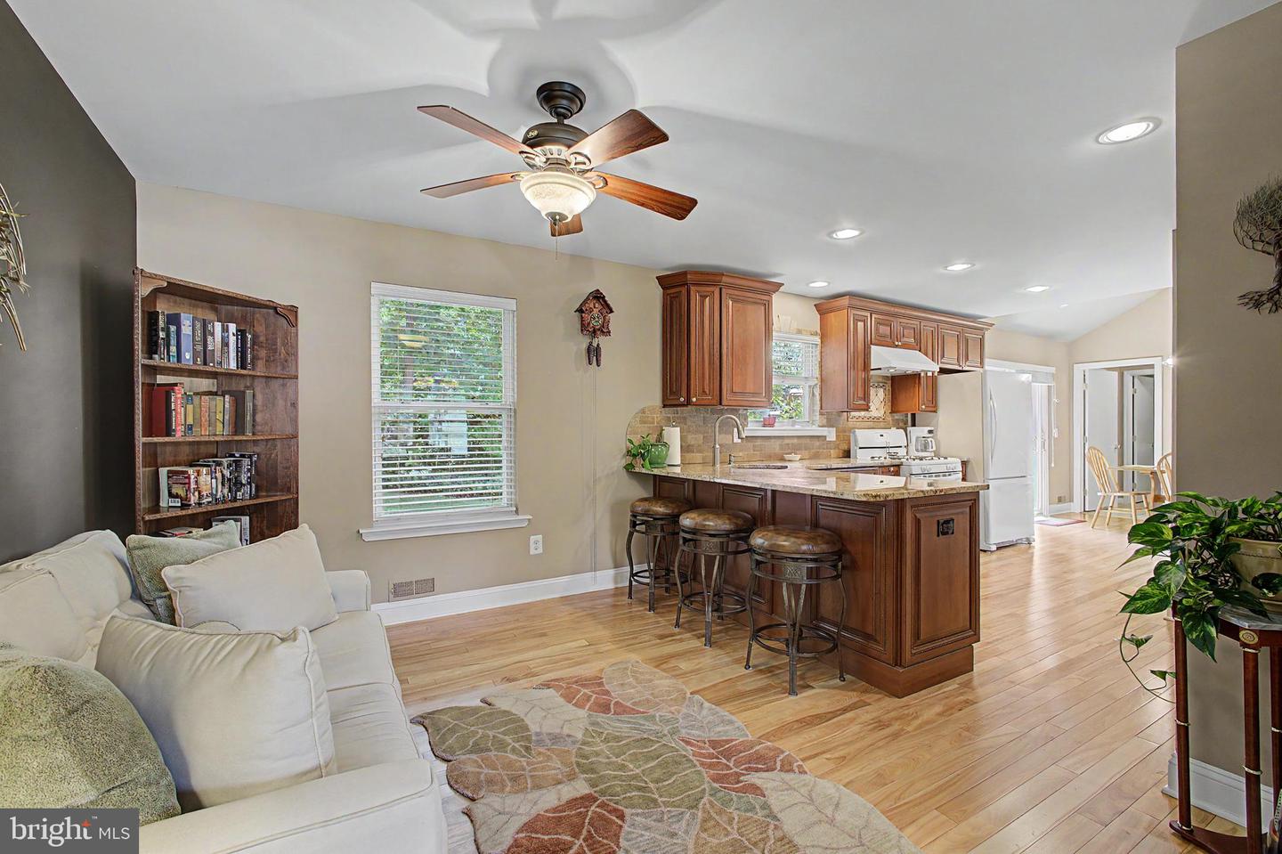 14 Reiner Rd Property Photo 18