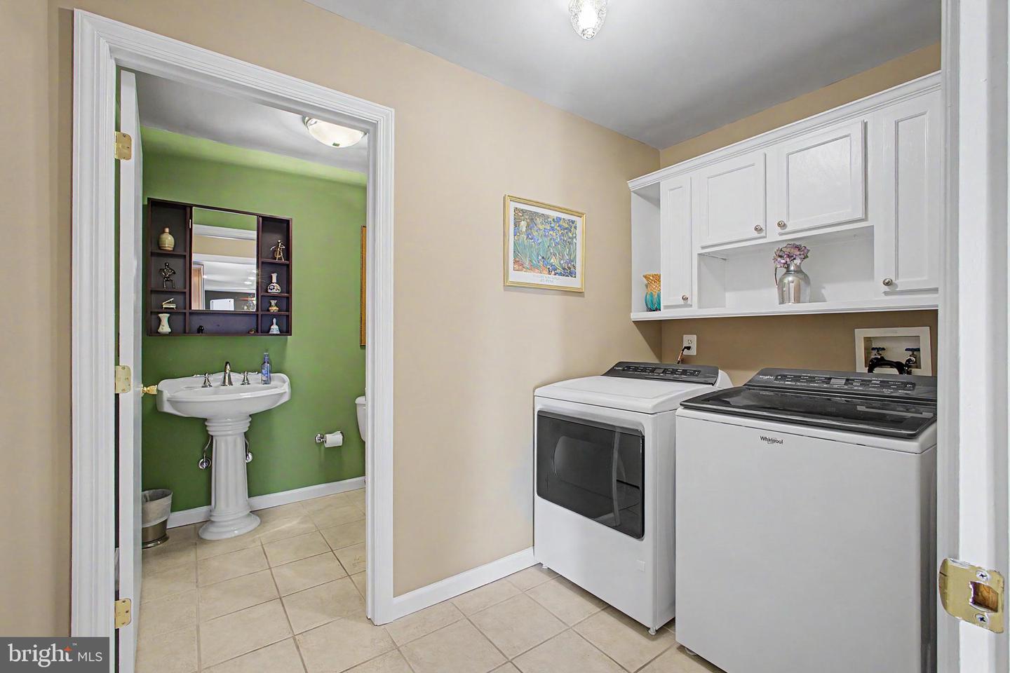 14 Reiner Rd Property Photo 21