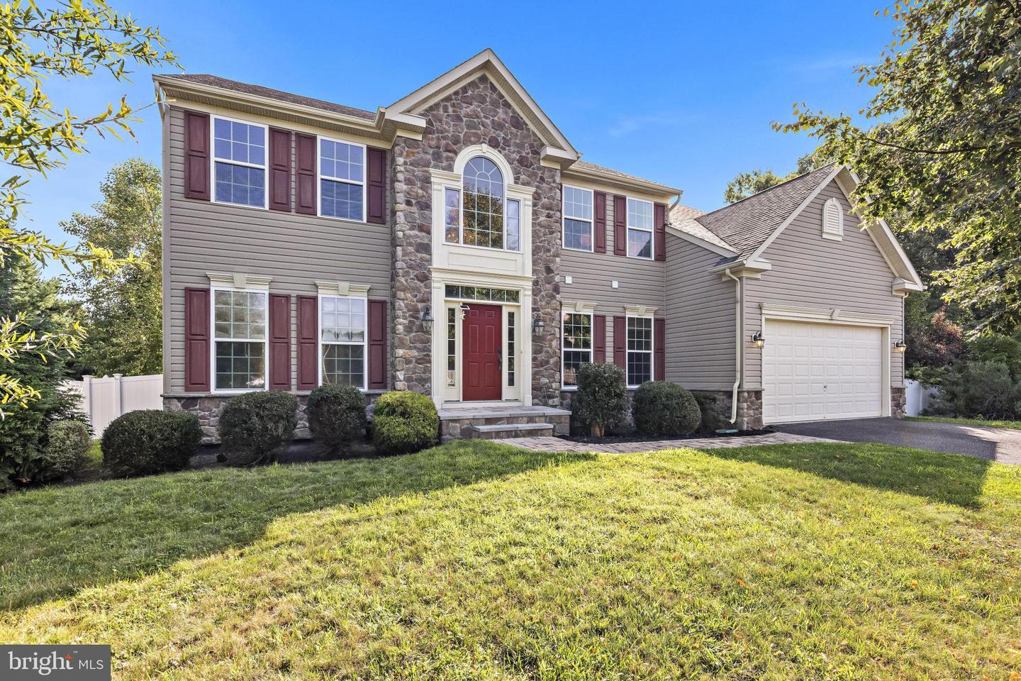 66 Vicari Way Property Photo 1