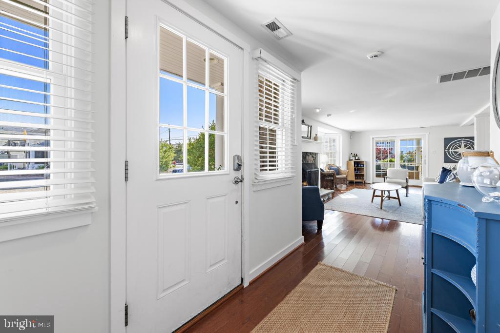 2015 West Ave Property Photo 11